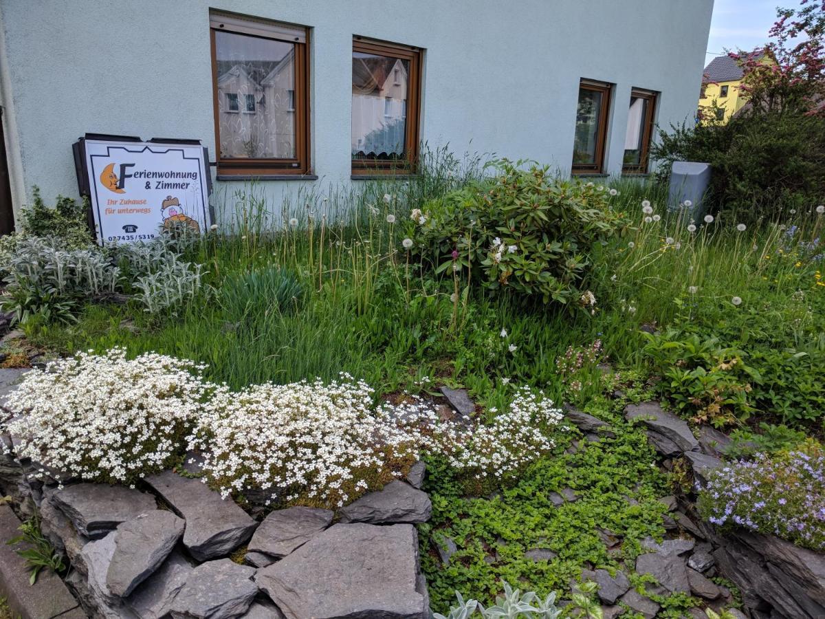 Ferienhaus Johanna & Ferienwohnung Thum Weischlitz Bagian luar foto
