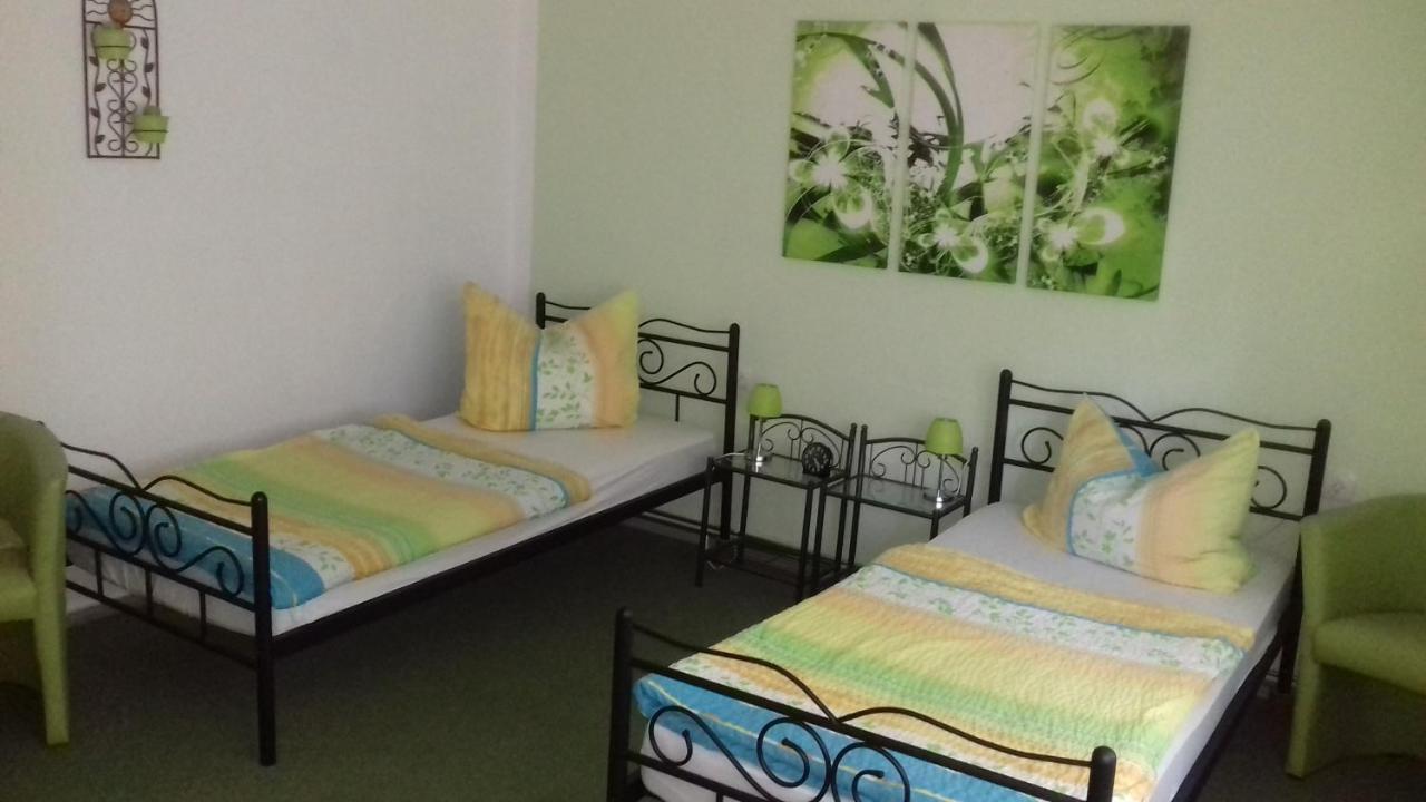 Ferienhaus Johanna & Ferienwohnung Thum Weischlitz Bagian luar foto